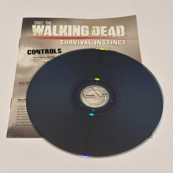The Walking Dead Survival District Sony PS3 Playstation 3 Brad New Disc & Manual - Picture 2 of 2